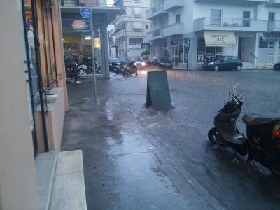 Αδιάβατο ποτάμι πάλι η Φαρών