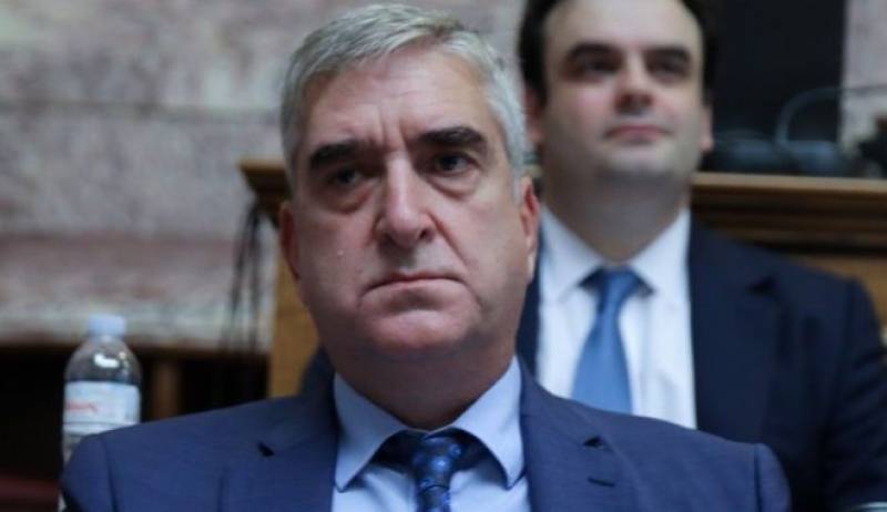 Βουλή: Αναπάντητα ερωτήματα από τον Διοικητή της ΕΥΠ για τις παρακολουθήσεις