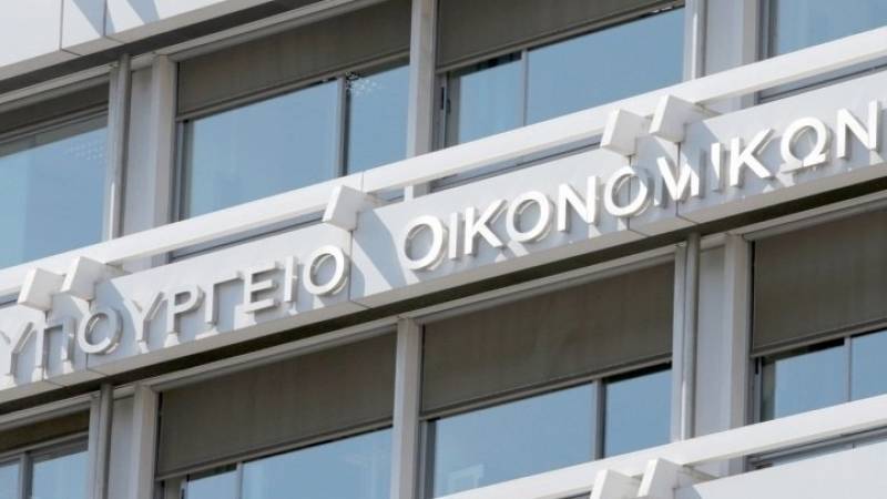 Πολυνομοσχέδιο ΥΠΟΙΚ: Τέλη κυκλοφορίας με τον μήνα από τον Απρίλιο, αναβίωση ρυθμίσεων για Εφορία και Ταμεία