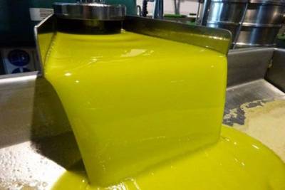 Πετράκος προς Αποστόλου: «Κρείττον εστί το σιγάν του λαλείν»