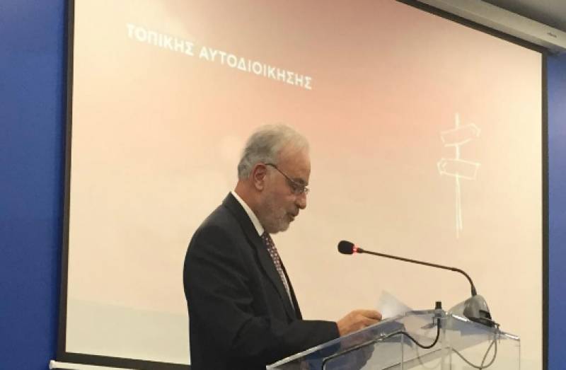 Σαραβάκος κατά Τατούλη για τα διοικητήρια