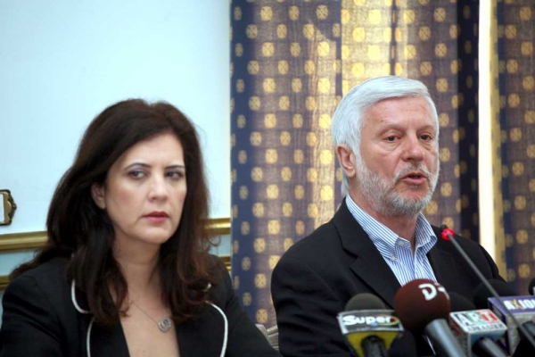 Τι κρύβεται πίσω από τις επιθέσεις Τατούλη και Σία κατά της "Ε" και των δημοσιογράφων της