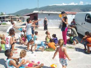 Δημιουργικό εργαστήρι για τσιγγανόπουλα στη Μεσσηνία