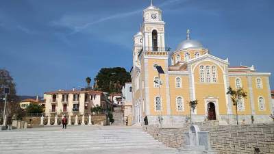 Υπαπαντή: από πανηγύρι σε περιφερειακή έκθεση