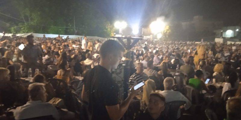 Της κακομοίρας σε πανηγύρι της Πάτρας: Στο νοσοκομείο δύο ανήλικα αδέλφια, στους δράστες και γνωστός πυγμάχος