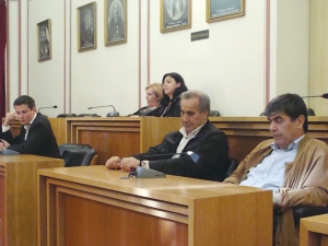 Κόντρα στη &quot;Φάρις&quot; για βοήθημα σε φτωχή οικογένεια