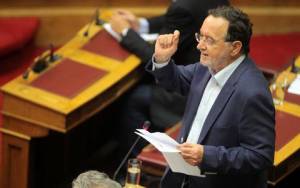 ΣΥΡΙΖΑ: Βέτο Λαφαζάνη για όσους ψήφισαν το μνημόνιο