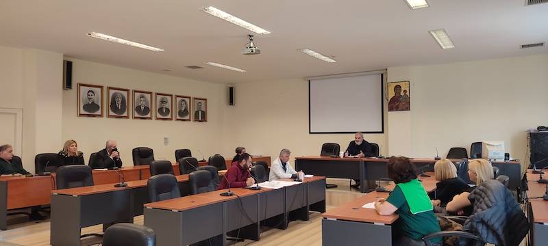 Λεβεντάκης κατά αντιπολίτευσης για τα έργα