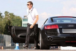 Τροχαίο με εγκατάλειψη αυτοκινήτου