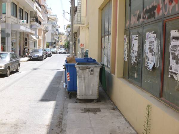 Αφιλόξενη η Αναγνωσταρά