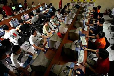 Ρουμάνος έκλεψε πορτοφόλι και κινητό σε Ιντερνετ καφέ στην Καλαμάτα