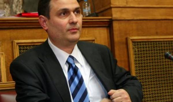 Ο Φίλιππος Σαχινίδης στην Καλαμάτα