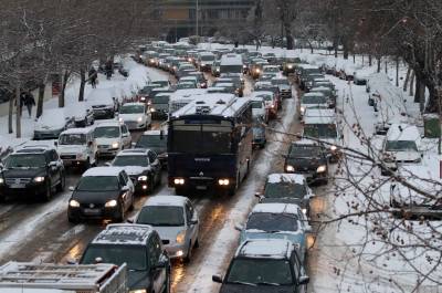 Αψηφώντας τις προειδοποιήσεις για την κακοκαιρία