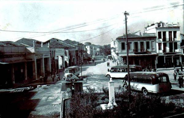Η Κάτω Πλατεία τη δεκαετία του 1950
