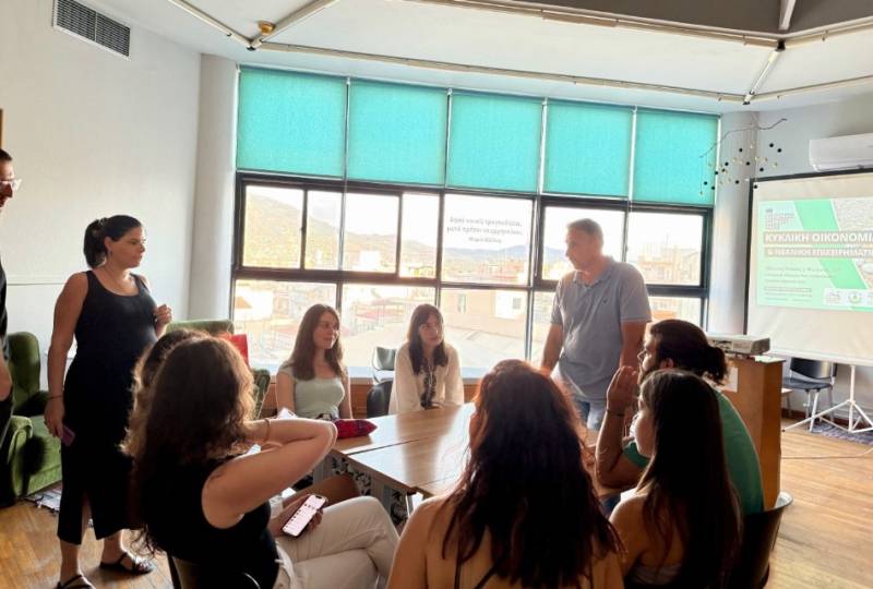 Ολοκληρώθηκαν τα εργαστήρια για νέες και νέους του Δήμου Καλαμάτας - Η νεολαία πιο κοντά στην καινοτομία και την αλληλεγγύη