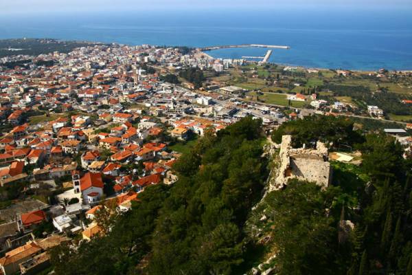 Λευκή νύχτα το Σάββατο με σύνθημα "Η Κυπαρισσία γιορτάζει και φωτίζεται" (βίντεο)