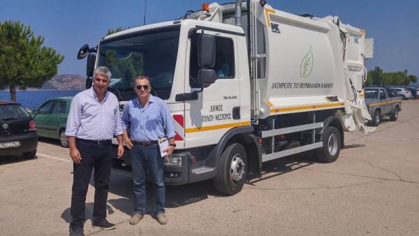 Νέο απορριμματοφόρο ανακύκλωσης στην Πύλο