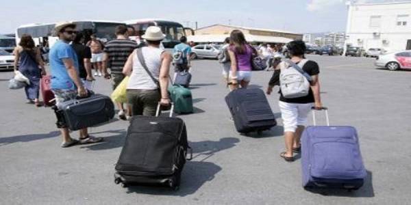Ανησυχητικά στοιχεία για την Πελοπόννησο: Μείωση εισπράξεων 2 εκατ. από ταξιδιώτες