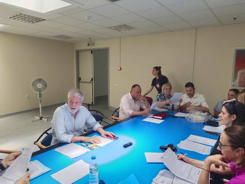 «Δάφνες και πικροδάφνες» από το ΔΗΠΕΘΕΚ το καλοκαίρι - Προτάσεις του Φ. Σοφιανού για την επόμενη μέρα