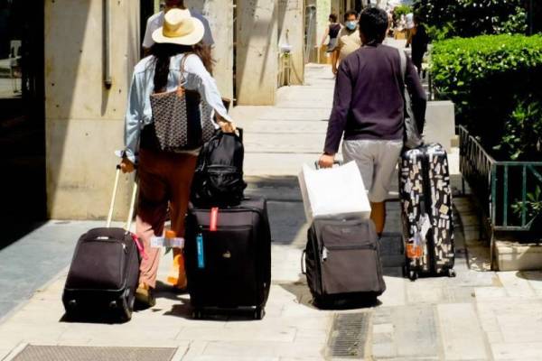 Ανησυχία Καραλή για την πορεία του τουρισμού στη Μεσσηνία