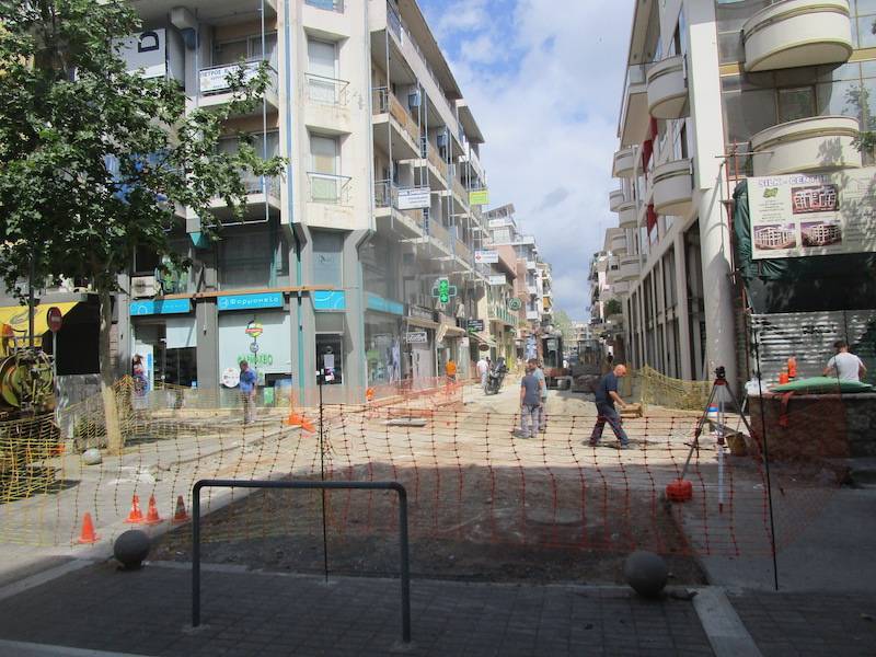 Πεφτοσυνεφάκηδες στην... Ιατρόπουλου