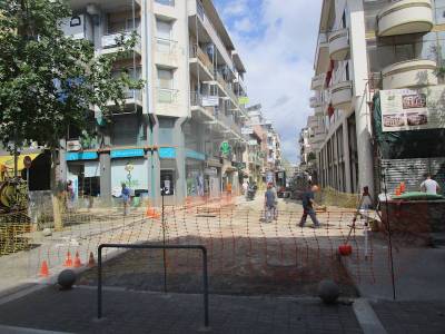 Πεφτοσυνεφάκηδες στην... Ιατρόπουλου