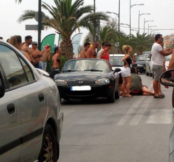 Τροχαίο με ελαφρό τραυματισμό στη Ναυαρίνου