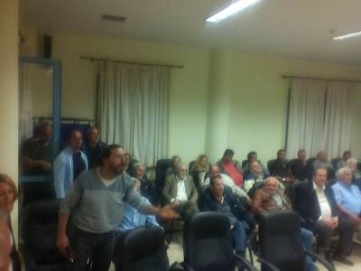 Σε κλίμα έντασης η ιδιωτικοποίηση της αποκομιδής των απορριμμάτων στο Δημοτικό Συμβούλιο Τριφυλίας