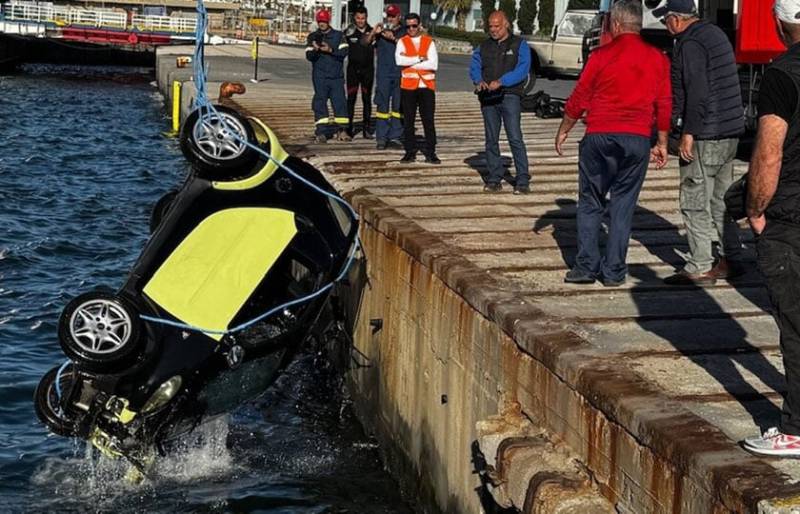 Ηράκλειο: Χωρίς τις αισθήσεις του ανασύρθηκε οδηγός ΙΧ που έπεσε στο λιμάνι