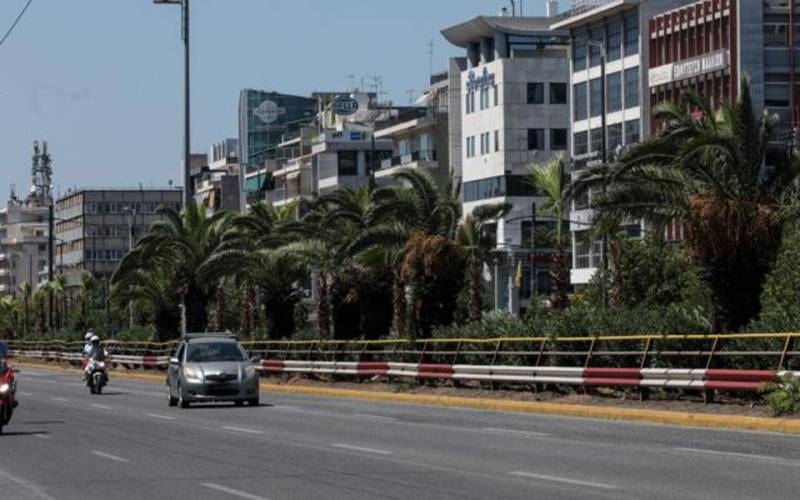 300 φοίνικες φυτεύτηκαν στη Λεωφόρο Συγγρού