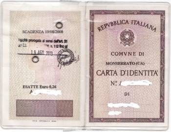 Σύροι με πλαστές ταυτότητες προσπάθησαν να ταξιδέψουν από Καλαμάτα για Παρίσι