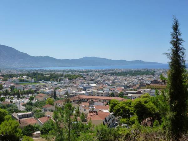 Επί Τάπητος: Ενα "όραμα" για την Καλαμάτα, μια ανάγκη για την αυτοδιοίκηση