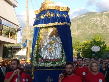 Η Καλαμάτα υποδέχτηκε την εικόνα από τη Δήμιοβα (βίντεο και φωτογραφίες)