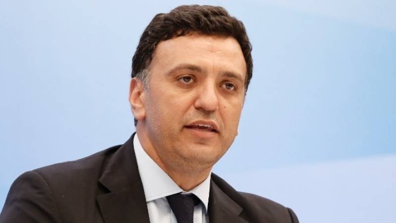 Κικίλιας: Εθνικός στόχος η βιώσιμη ανάπτυξη του τουρισμού - Ειδικό σχέδιο για Μύκονο και Σαντορίνη