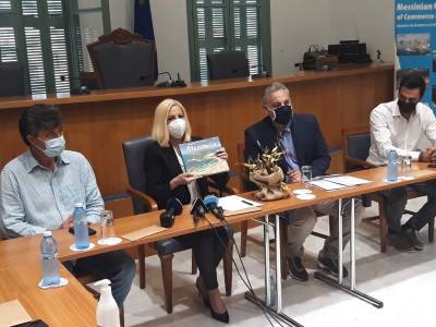 Στην Καλαμάτα η Γεννηματά: "Αλλαγή πολιτικών συσχετισμών για προοδευτική διακυβέρνηση" (βίντεο)