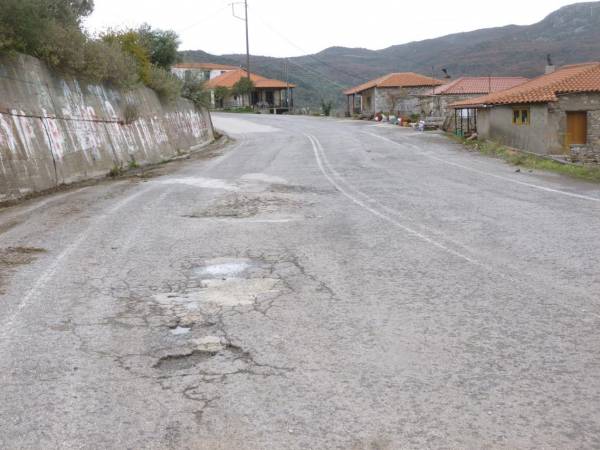 Γι' αυτό δεν πρέπει να απαξιώνονται οι παλιές εθνικές οδοί