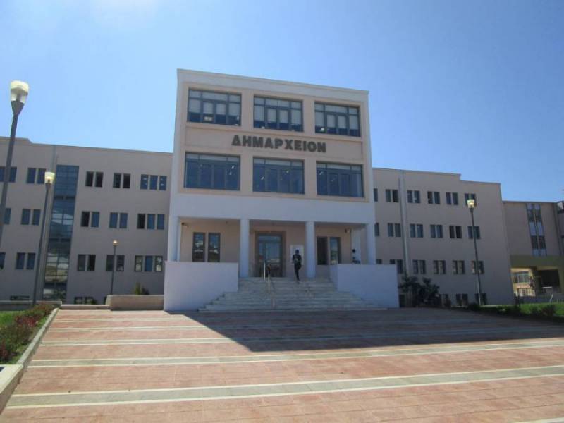 Καλαμάτα: Στο ίδιο ύψος τα δημοτικά τέλη εν μέσω έντασης