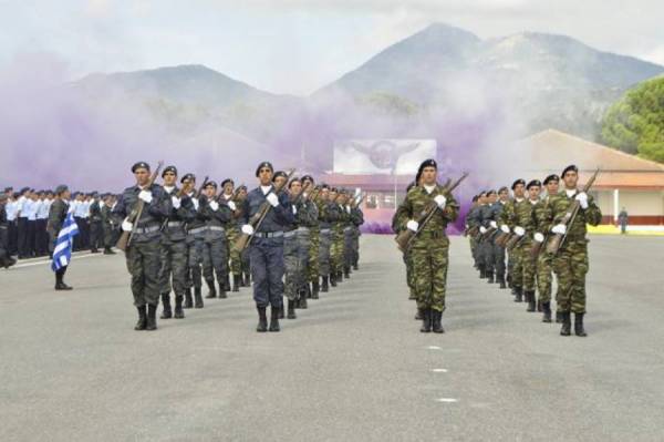 Ορκίστηκαν 480 νεοσύλλεκτοι στην 124 ΠΒΕ στην Τρίπολη