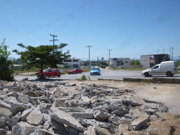 Αμεσα εργασίες για κυκλικό κόμβο Καρέλια