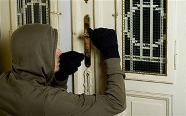 Διαρρήξεις σε χωριά της Τριφυλίας