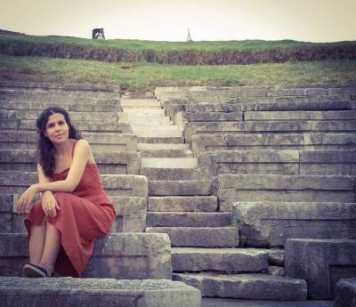 Η Μαρία Κρασοπούλου στην “Ε”: “Η μουσική και η γραφή είναι τα καταφύγιά μου”