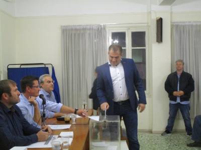 Αναμένονται αναταράξεις και πτώσεις από τα σύννεφα