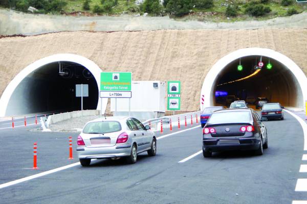 Κλειστός ο ένας κλάδος της σήραγγας στο Καλογερικό