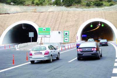 Κλειστός ο ένας κλάδος της σήραγγας στο Καλογερικό