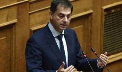 Θεοχάρης: Αν οι επιδημιολόγοι βάλουν «κόκκινες γραμμές» θα κάνουμε πίσω