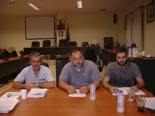 Λαϊκή Ενότητα: Πετράκος και Τατούλης μίλησαν στην Κυπαρισσία