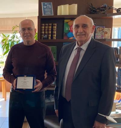 Συνάντηση Καραλή με πρεσβευτή του Ισραήλ: Ζήτησε τακτικές πτήσεις Τελ Αβίβ με Καλαμάτα