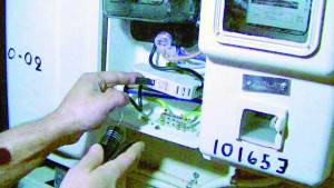 750 “παρεμβάσεις” σε ρολόγια του ΔΕΔΔΗΕ