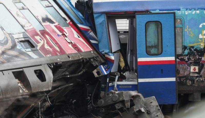 Τέμπη: Νεκροί 10 φοιτητές του ΑΠΘ - Η ανάρτηση του πρύτανη