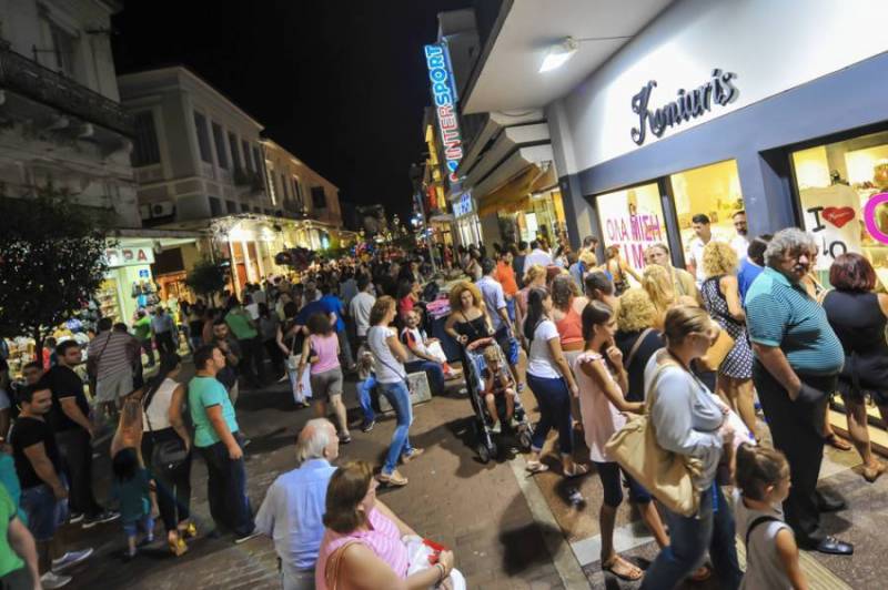 &quot;Λευκή Νύχτα&quot; σε Ναύπλιο, Τρίπολη και Καλαμάτα!